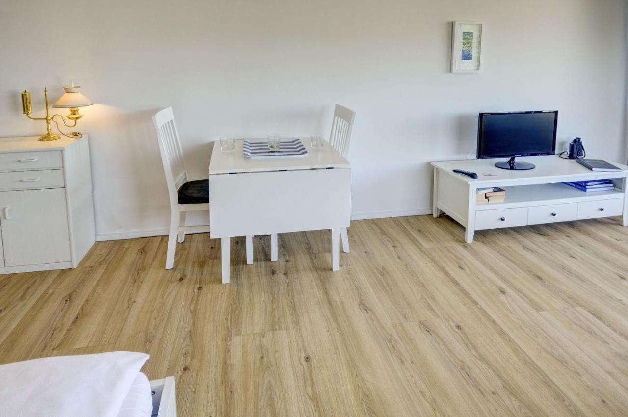 Fewo1846 Intermar - Strandbude - Studioapartment Mit Balkon Und Meerblick Glücksburg Kültér fotó